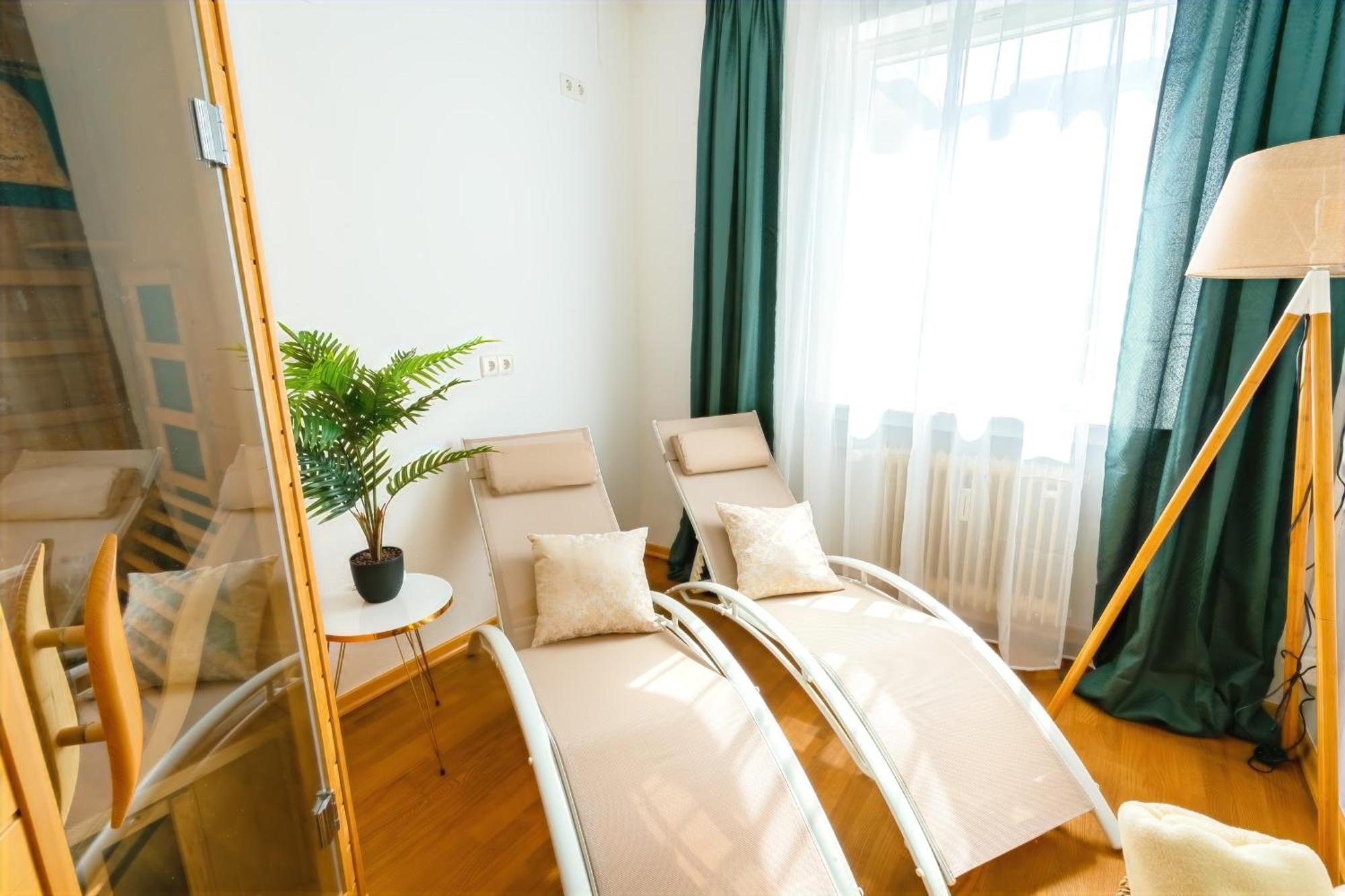 The Big Muenster Fuer Bis Zu 12, Whirlpool, Sauna, Zentral, Tischfussball, Balkon, Gasgrill Ulm Exteriér fotografie