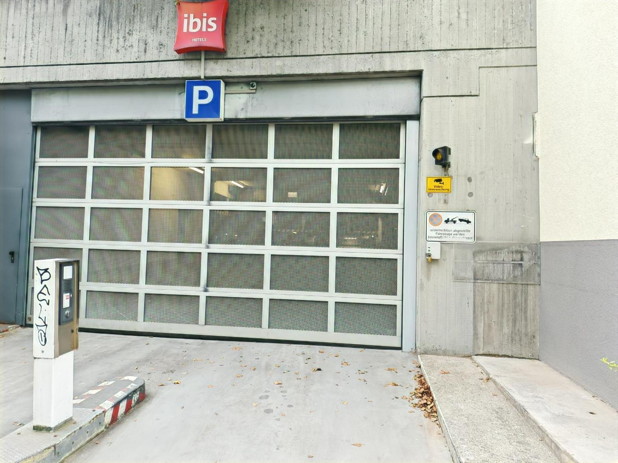 The Big Muenster Fuer Bis Zu 12, Whirlpool, Sauna, Zentral, Tischfussball, Balkon, Gasgrill Ulm Exteriér fotografie